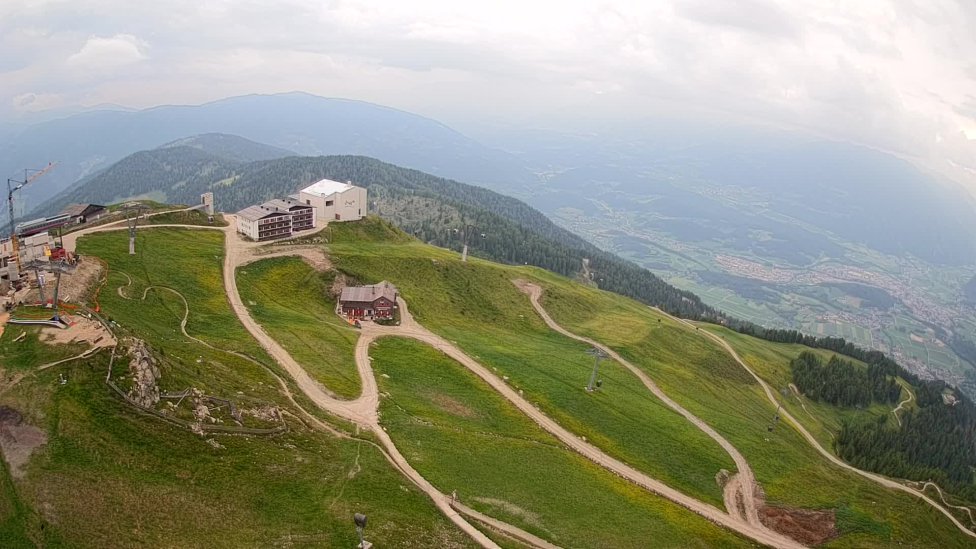 Skigebiet Kronplatz Gipfel | Blick auf Bruneck
