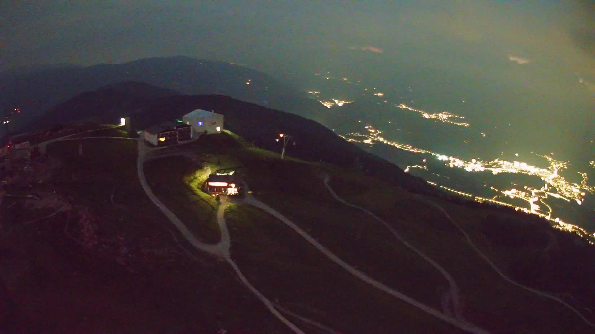 Stazione sciistica di Plan de Corones | vista su Brunico