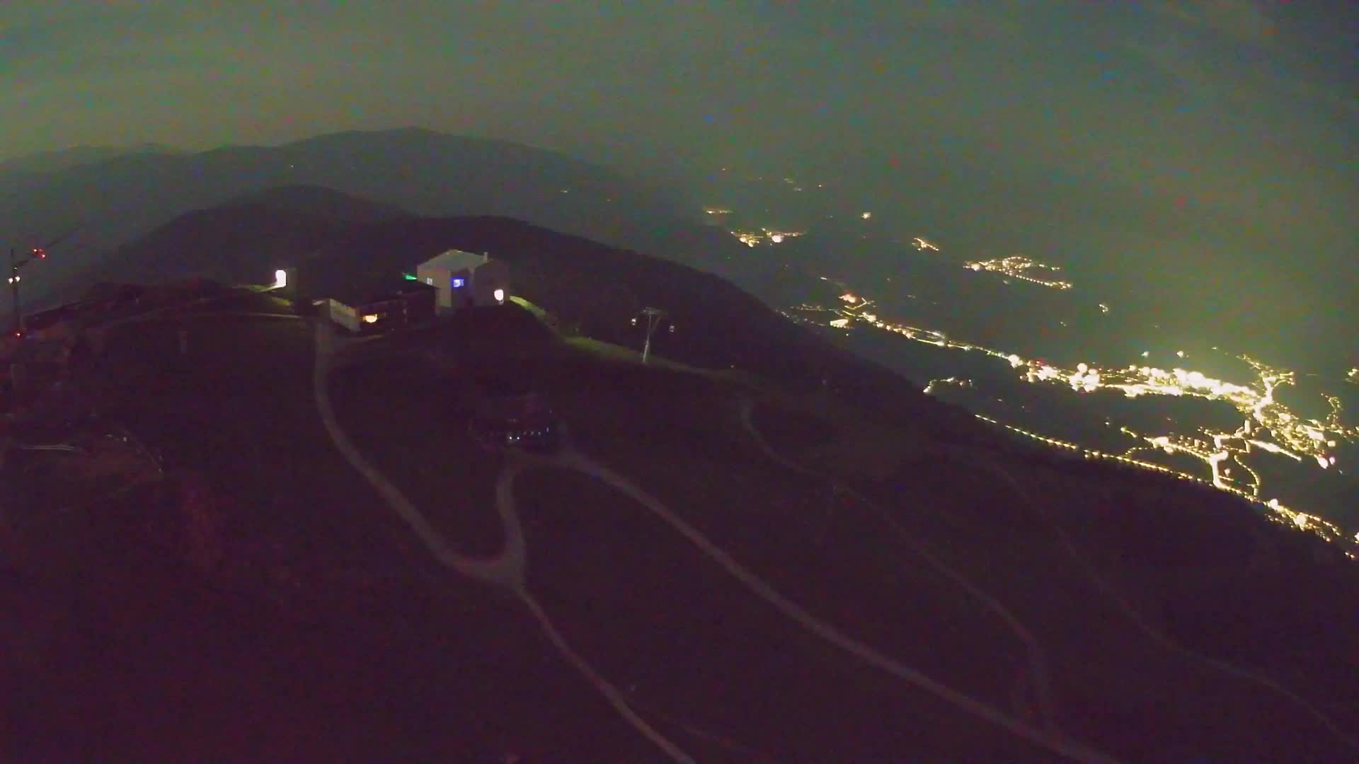 Kronplatz peak Ski resort | view to Bruneck