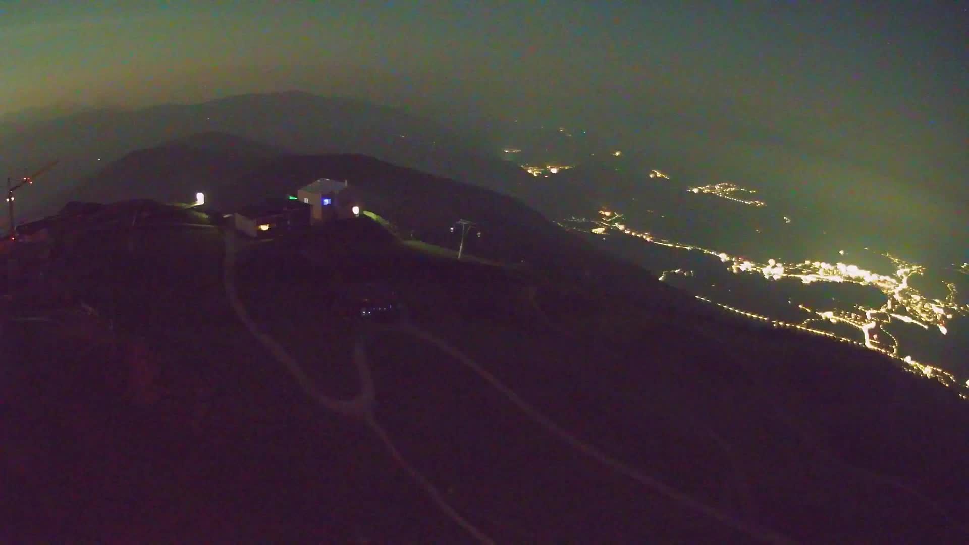 Kronplatz peak Ski resort | view to Bruneck
