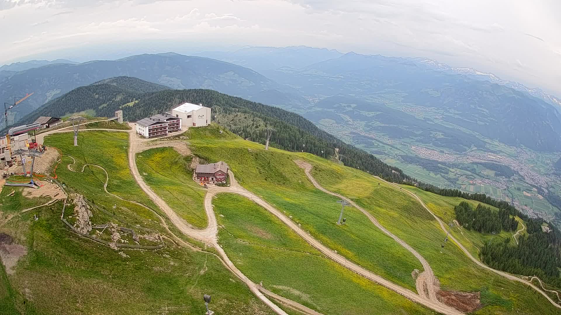 Stazione sciistica di Plan de Corones | vista su Brunico