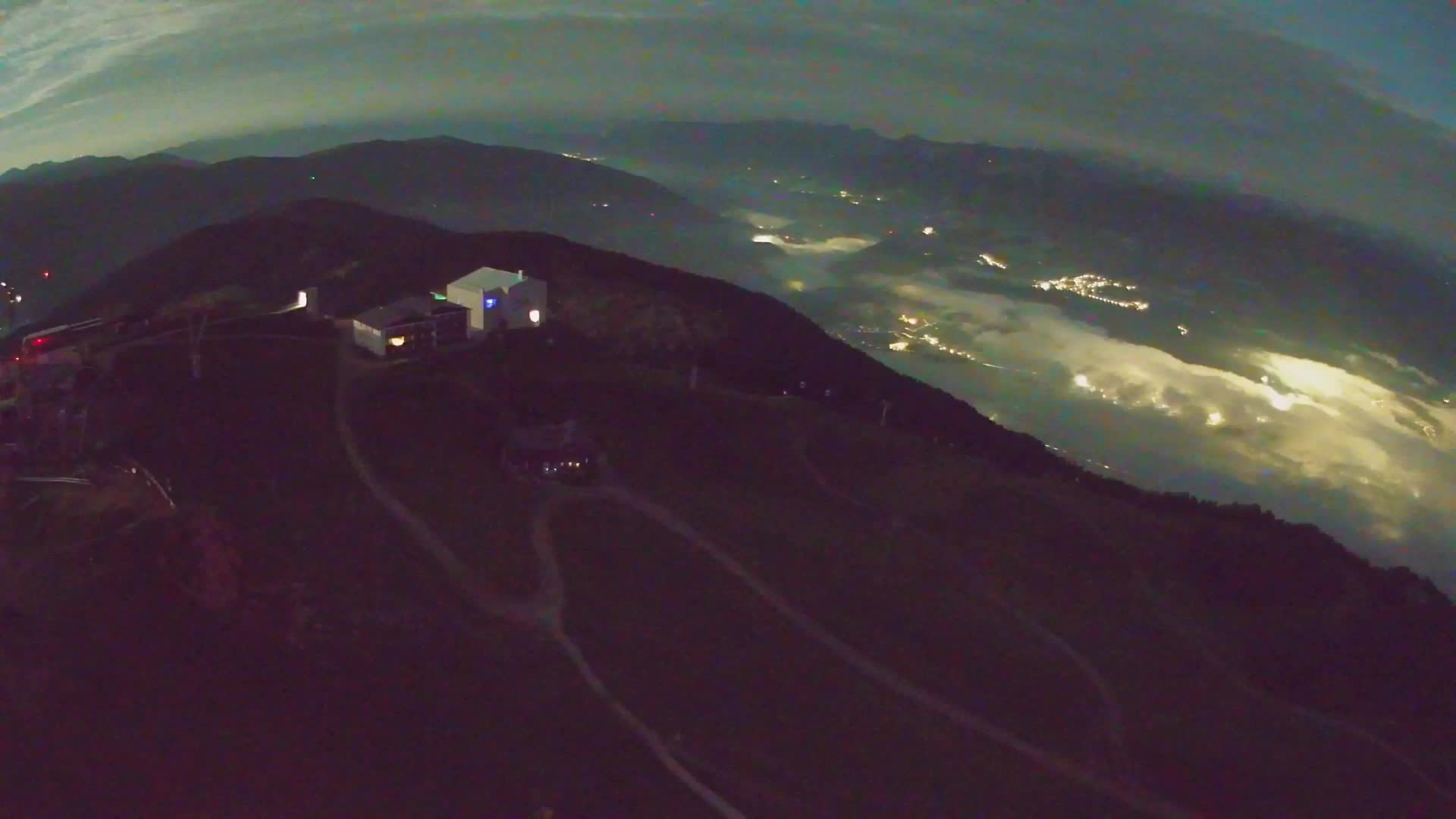 Skigebiet Kronplatz Gipfel | Blick auf Bruneck