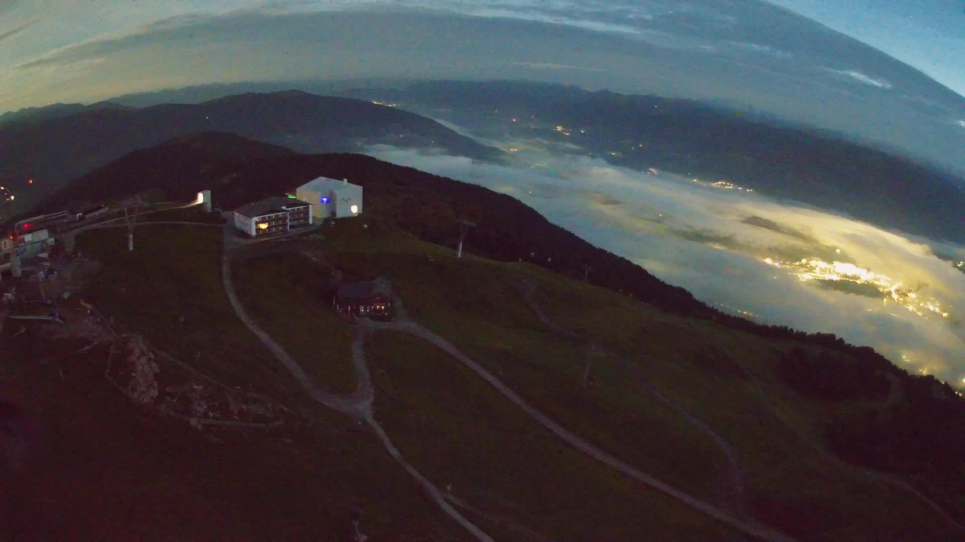 Skigebiet Kronplatz Gipfel | Blick auf Bruneck