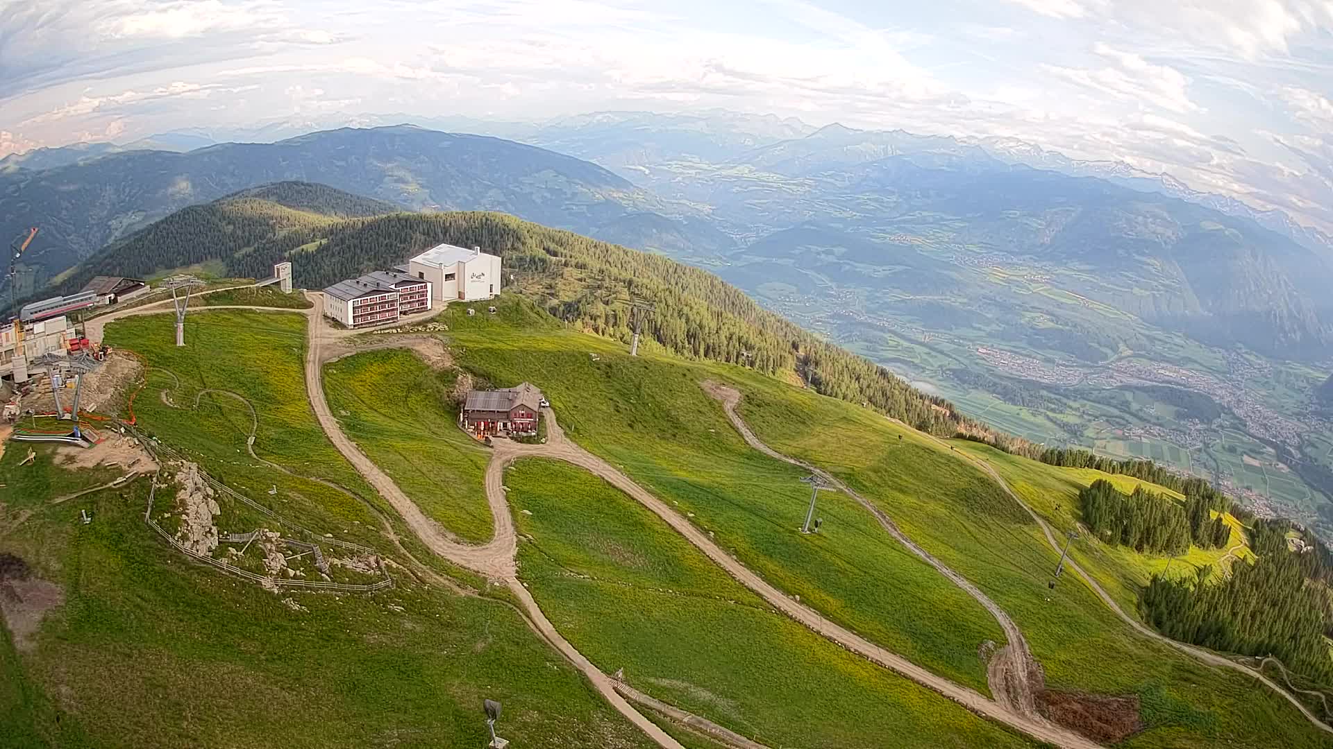 Stazione sciistica di Plan de Corones | vista su Brunico