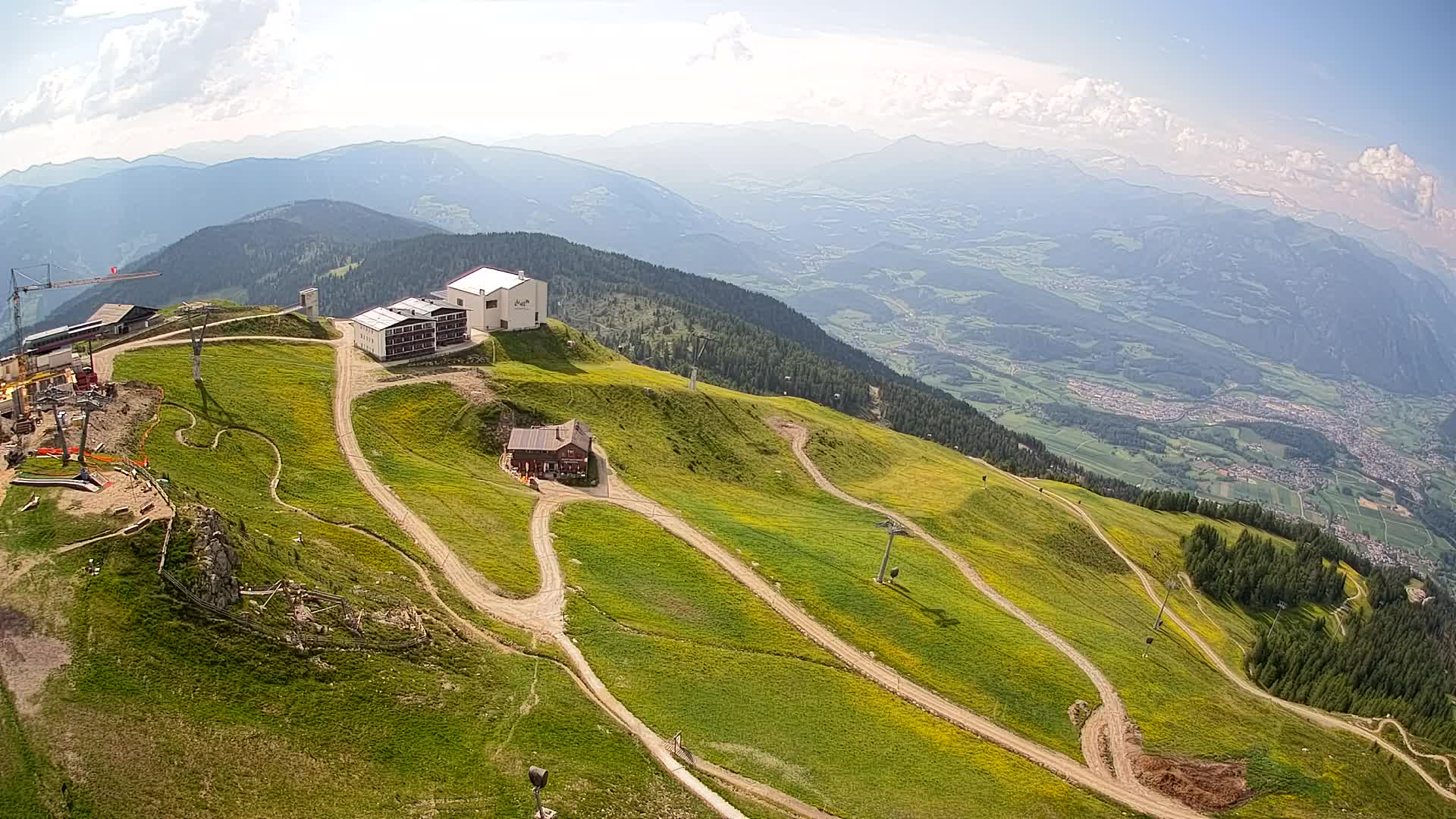 Stazione sciistica di Plan de Corones | vista su Brunico
