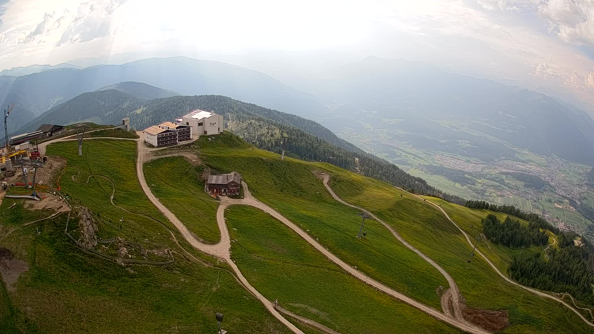Stazione sciistica di Plan de Corones | vista su Brunico