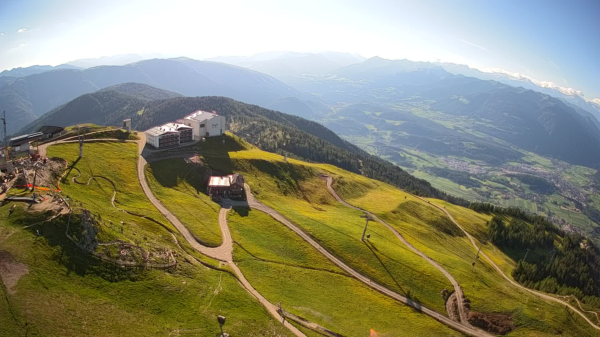 Station de ski Kronplatz sommet | vue sur Brunico