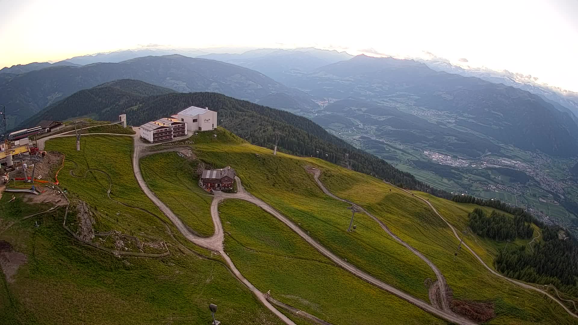 Station de ski Kronplatz sommet | vue sur Brunico