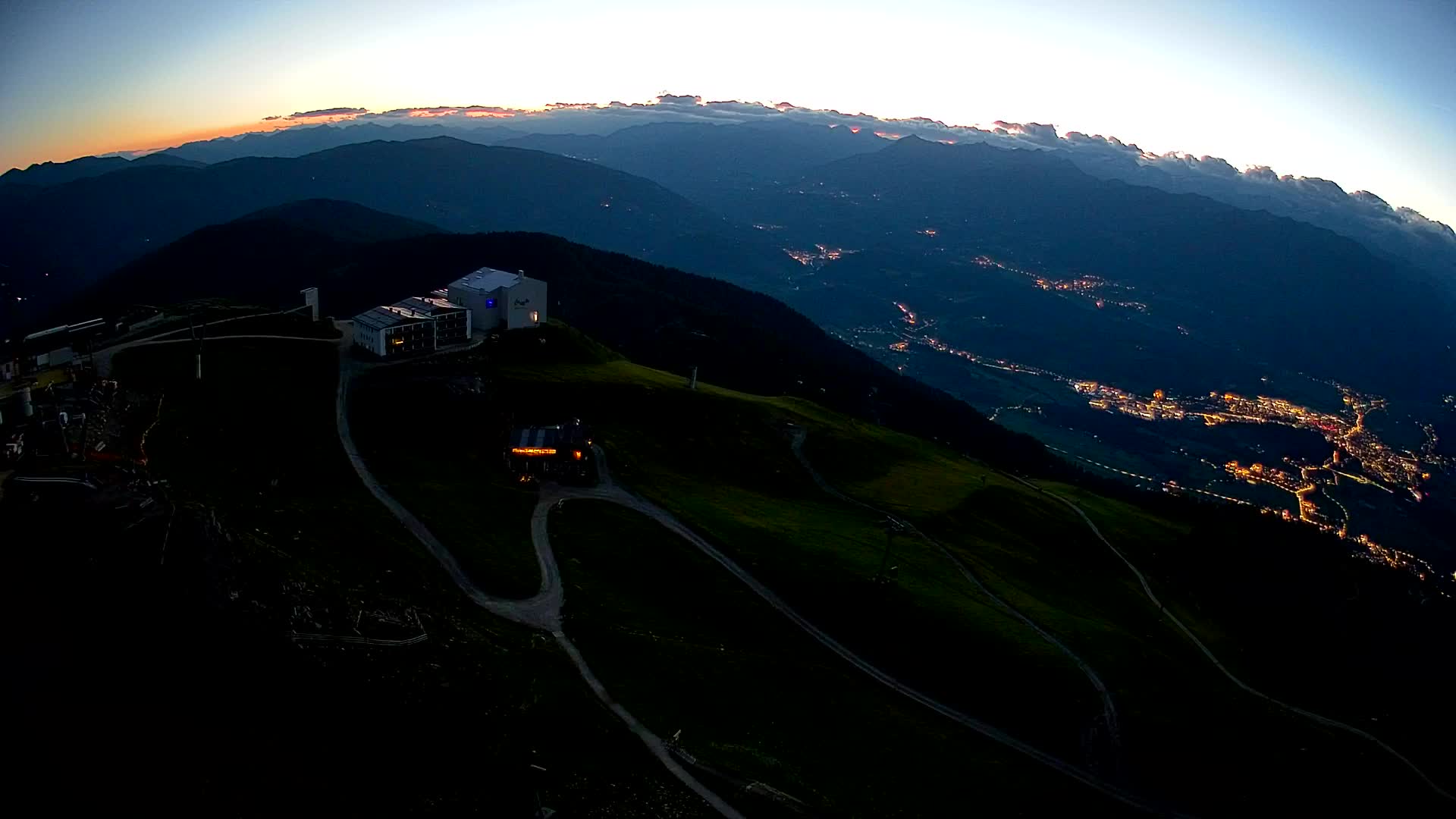 Skigebiet Kronplatz Gipfel | Blick auf Bruneck