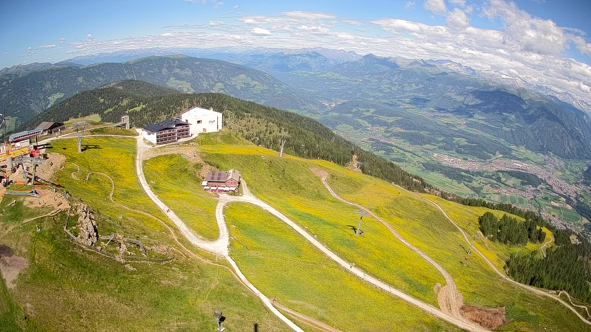 Stazione sciistica di Plan de Corones | vista su Brunico