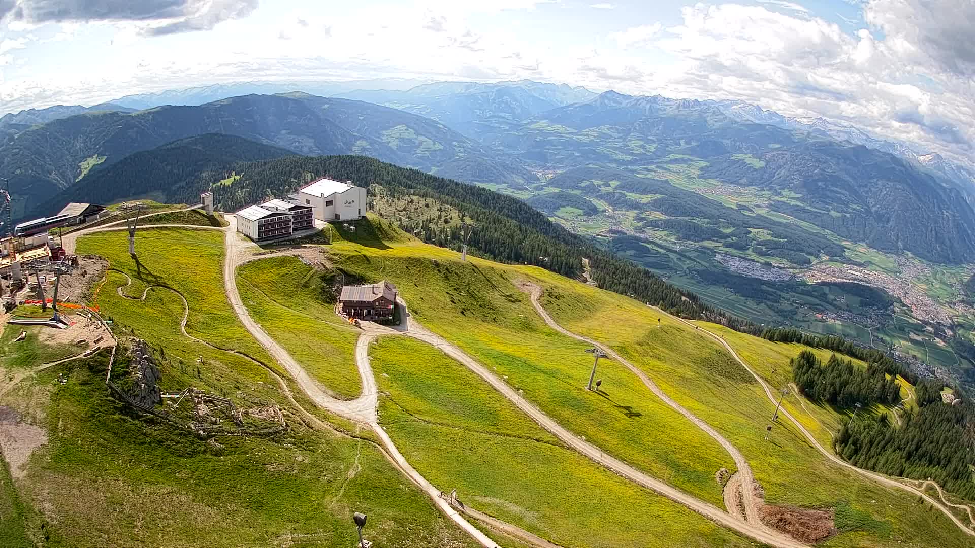 Stazione sciistica di Plan de Corones | vista su Brunico