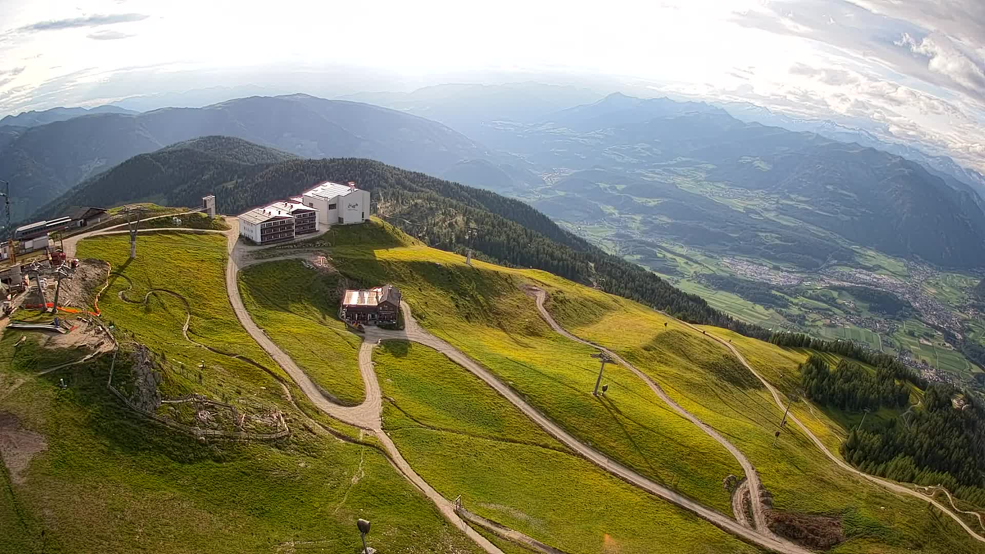 Skigebiet Kronplatz Gipfel | Blick auf Bruneck