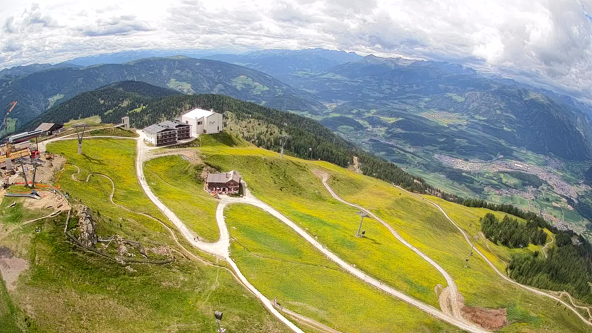 Skigebiet Kronplatz Gipfel | Blick auf Bruneck