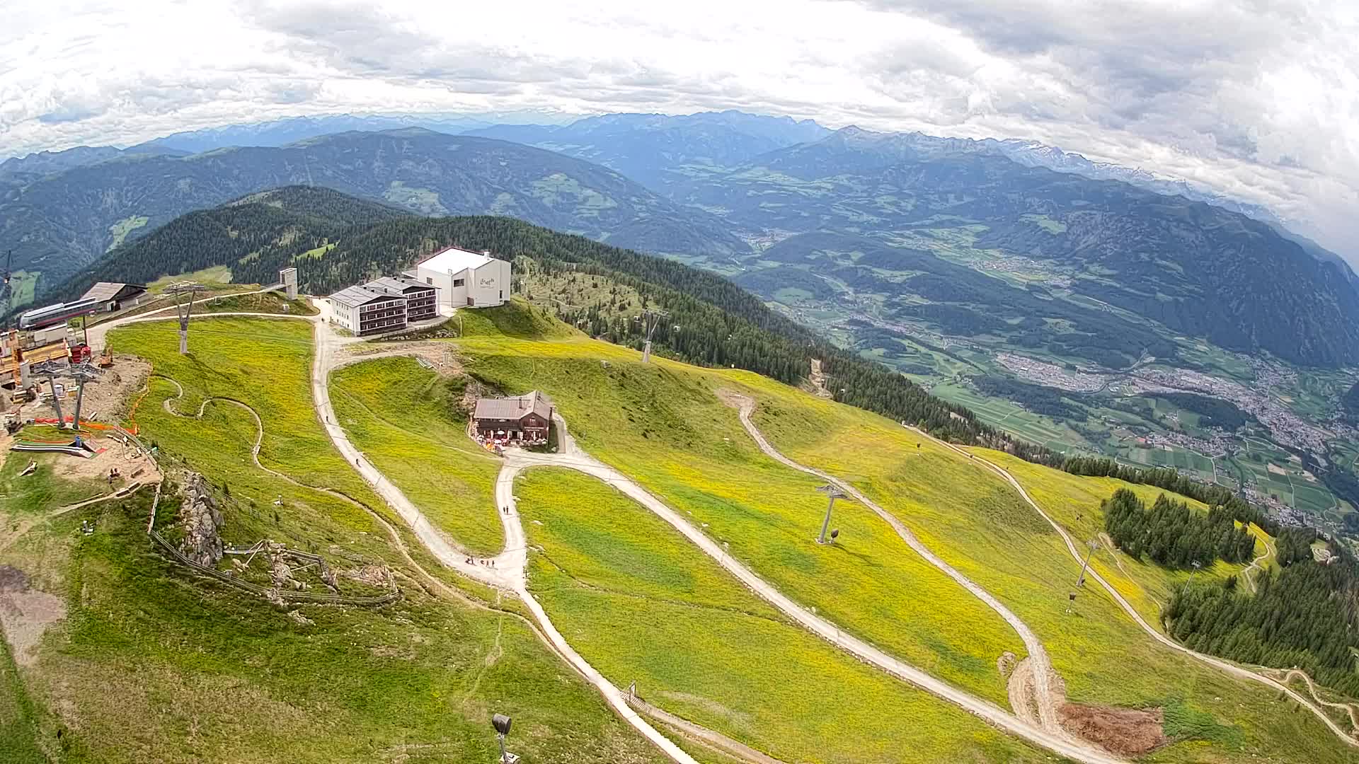 Smučišče Kronplatz – vrh | pogled na Bruneck