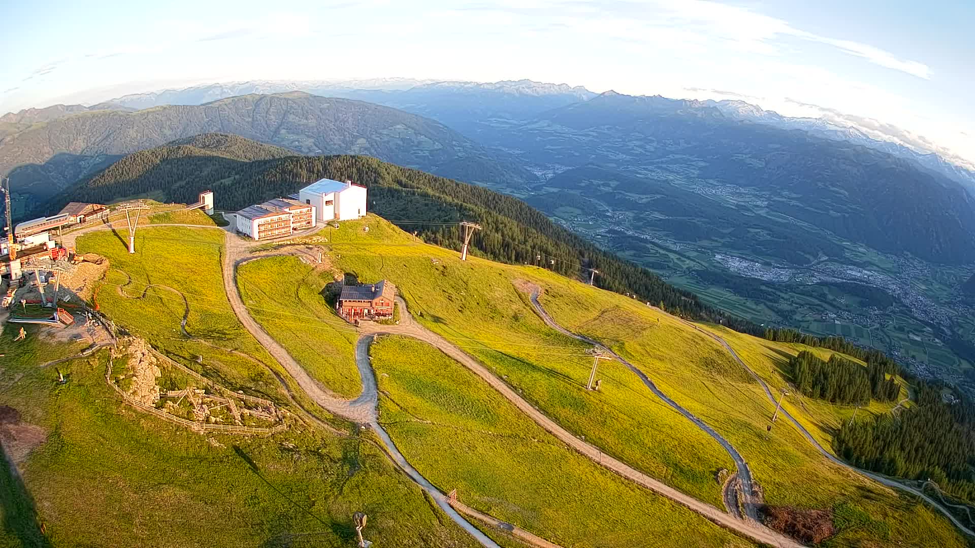 Station de ski Kronplatz sommet | vue sur Brunico