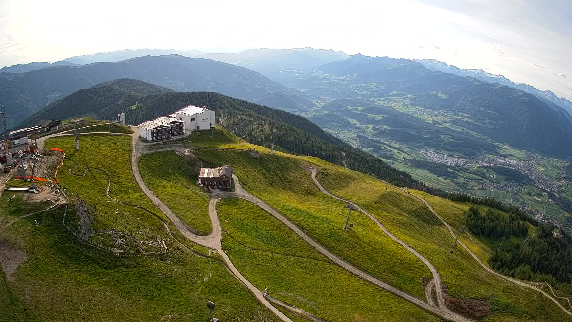 Station de ski Kronplatz sommet | vue sur Brunico
