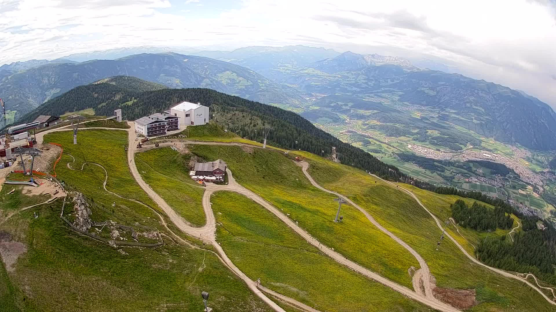 Station de ski Kronplatz sommet | vue sur Brunico