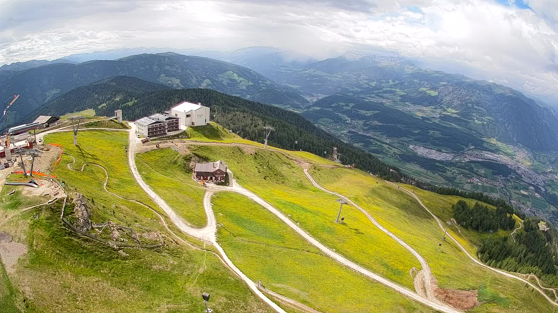 Station de ski Kronplatz sommet | vue sur Brunico