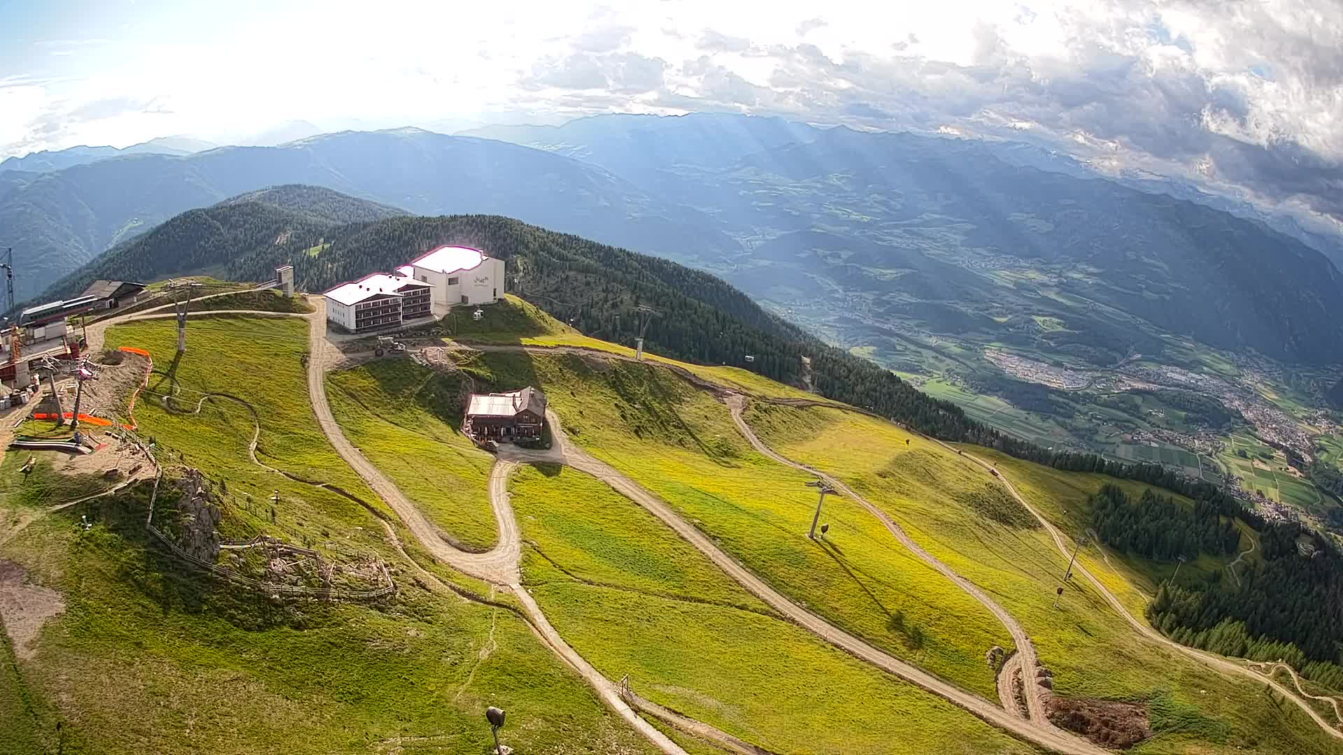 Skigebiet Kronplatz Gipfel | Blick auf Bruneck