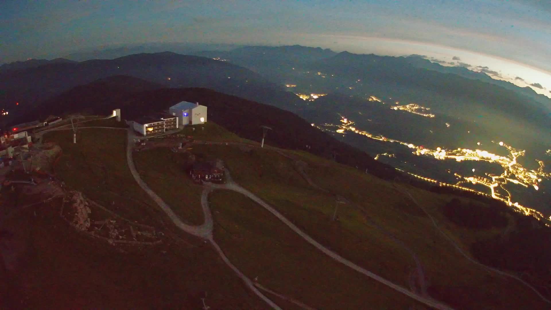 Station de ski Kronplatz sommet | vue sur Brunico