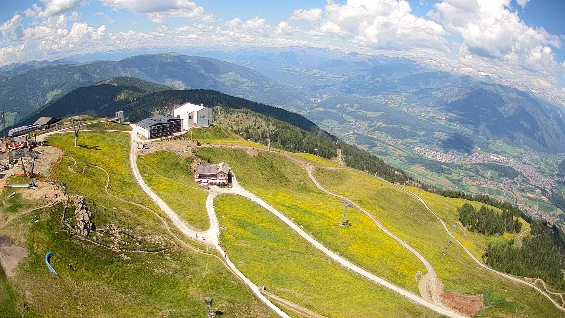 Cima estación de esquí Kronplatz | vista hacia Brunico
