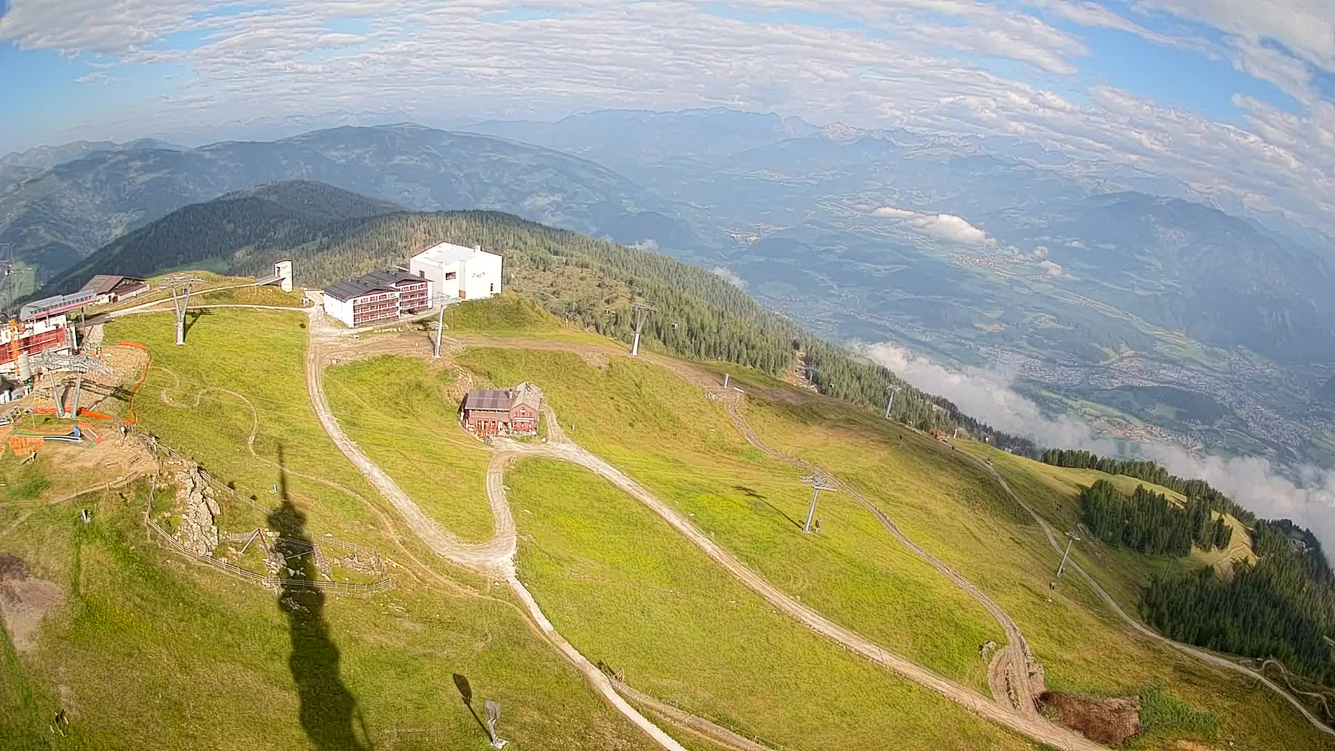 Cima estación de esquí Kronplatz | vista hacia Brunico