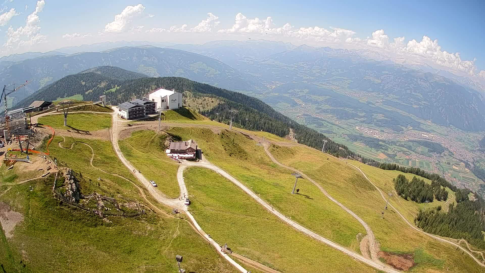 Cima estación de esquí Kronplatz | vista hacia Brunico