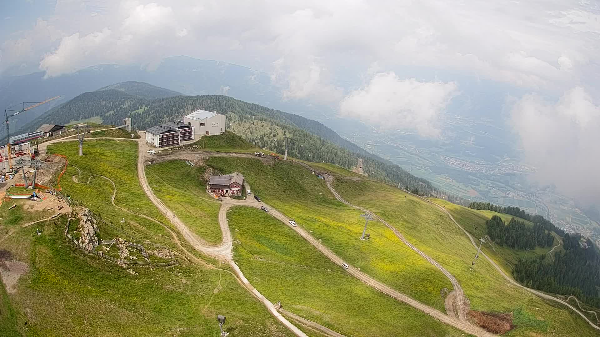 Skigebiet Kronplatz Gipfel | Blick auf Bruneck