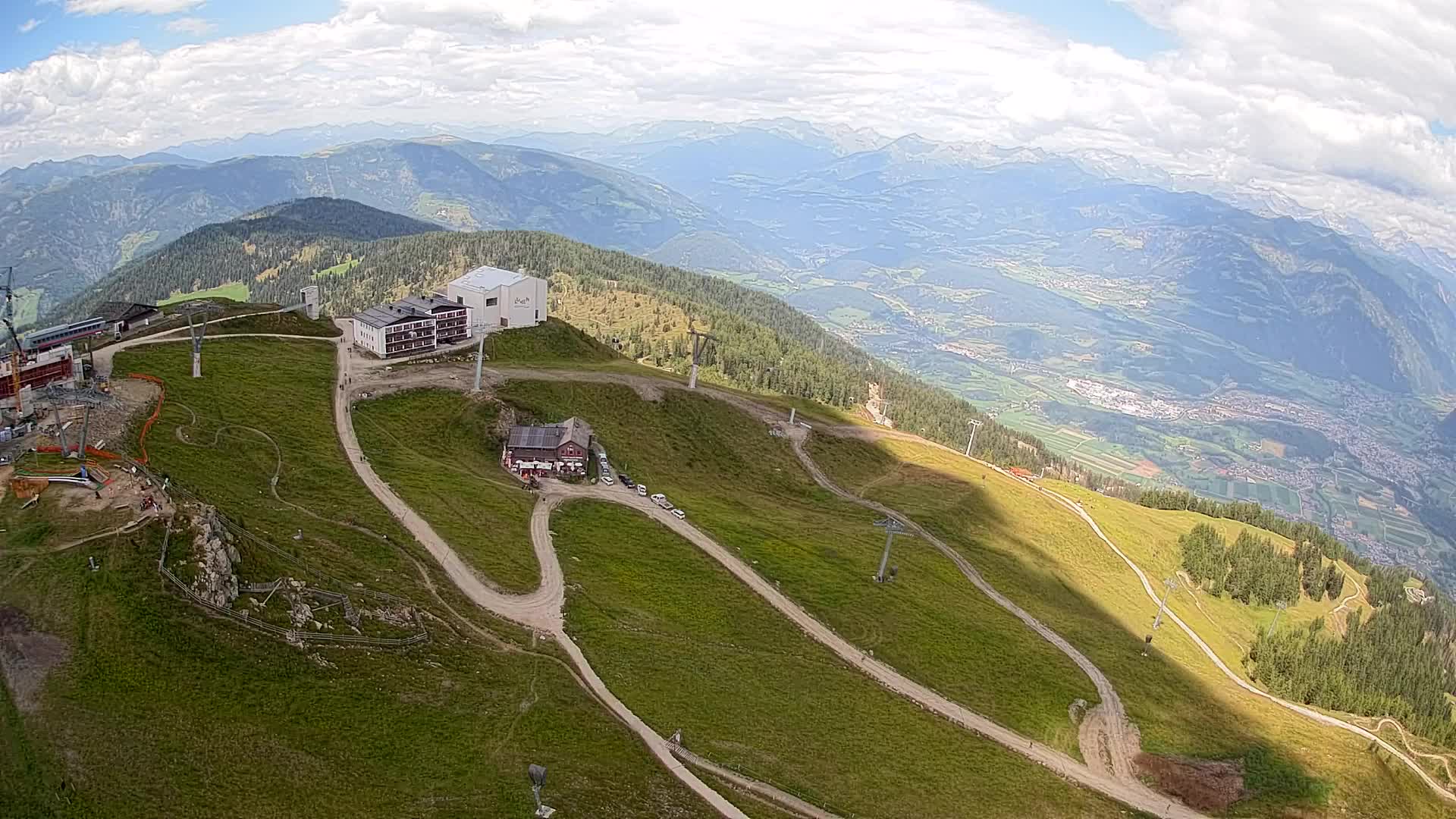 Skigebiet Kronplatz Gipfel | Blick auf Bruneck