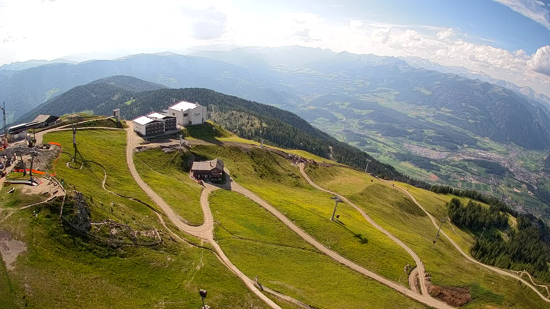 Skigebiet Kronplatz Gipfel | Blick auf Bruneck