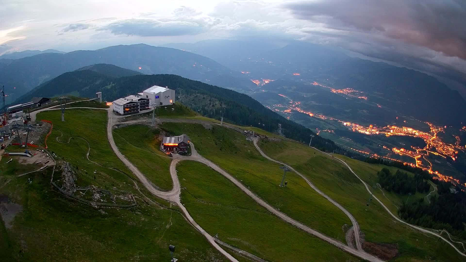Smučišče Kronplatz – vrh | pogled na Bruneck