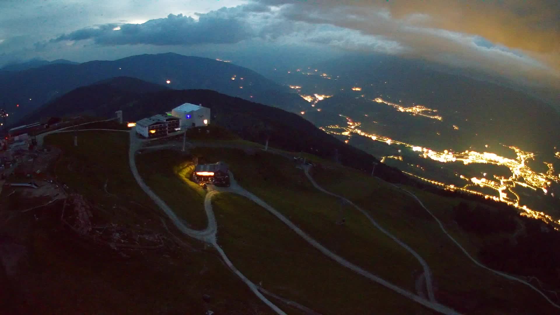 Smučišče Kronplatz – vrh | pogled na Bruneck