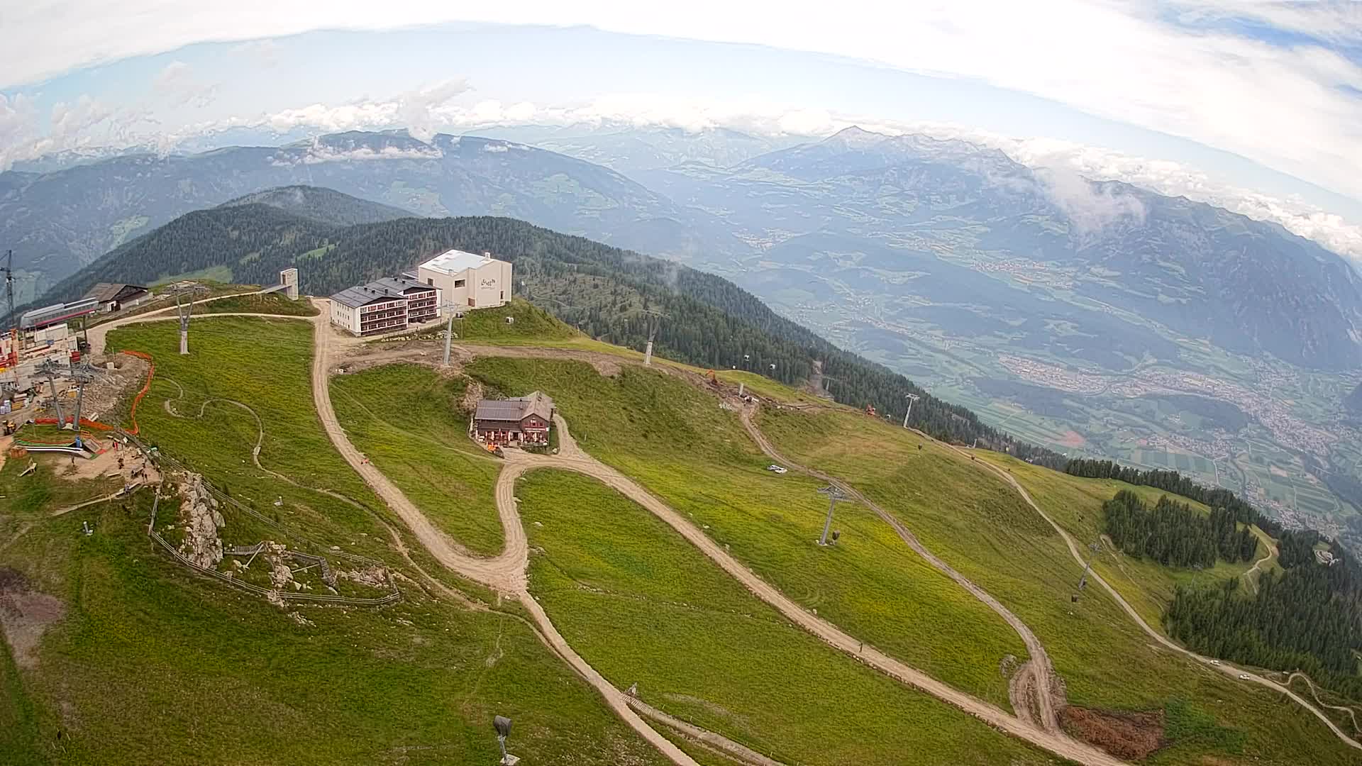 Stazione sciistica di Plan de Corones | vista su Brunico