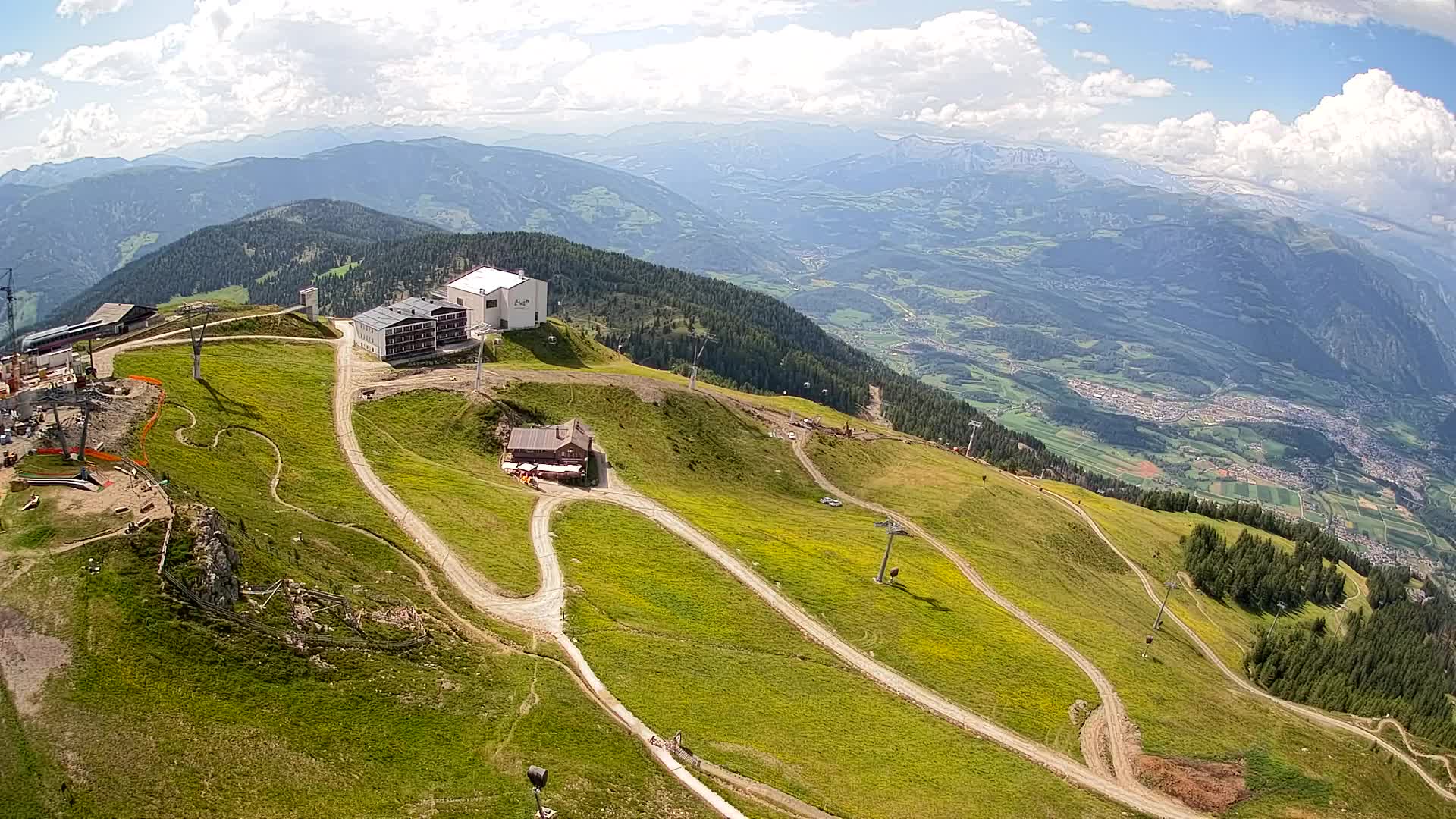 Station de ski Kronplatz sommet | vue sur Brunico