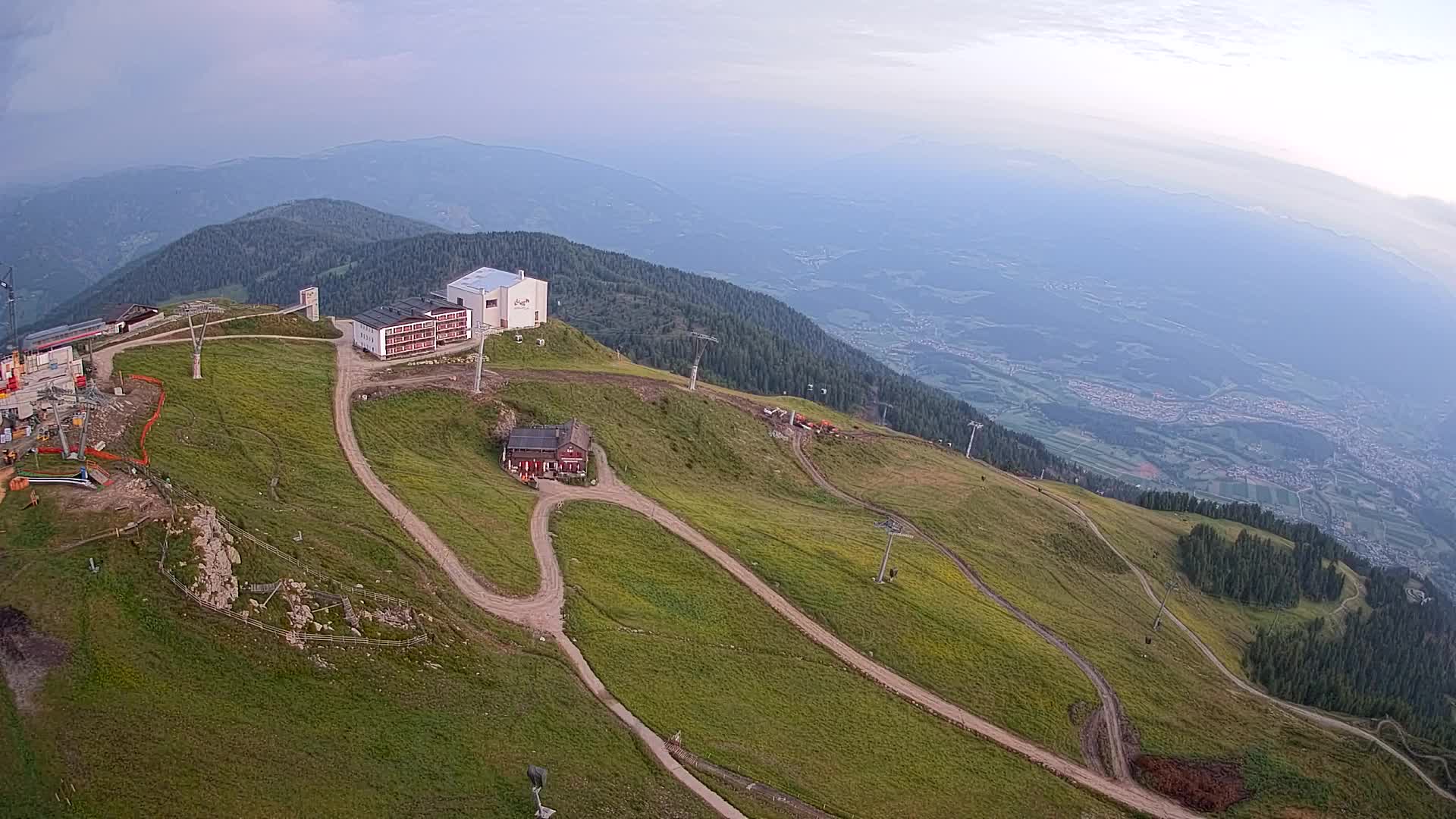 Smučišče Kronplatz – vrh | pogled na Bruneck