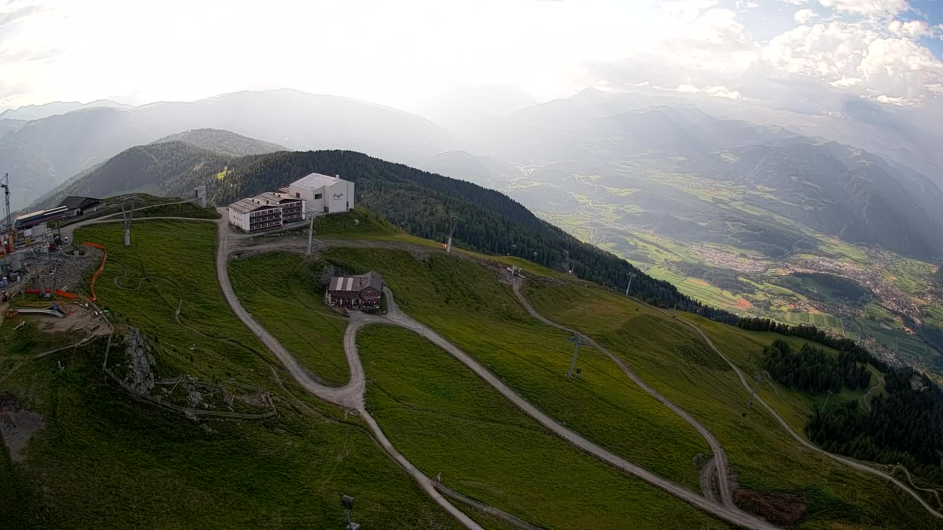 Station de ski Kronplatz sommet | vue sur Brunico
