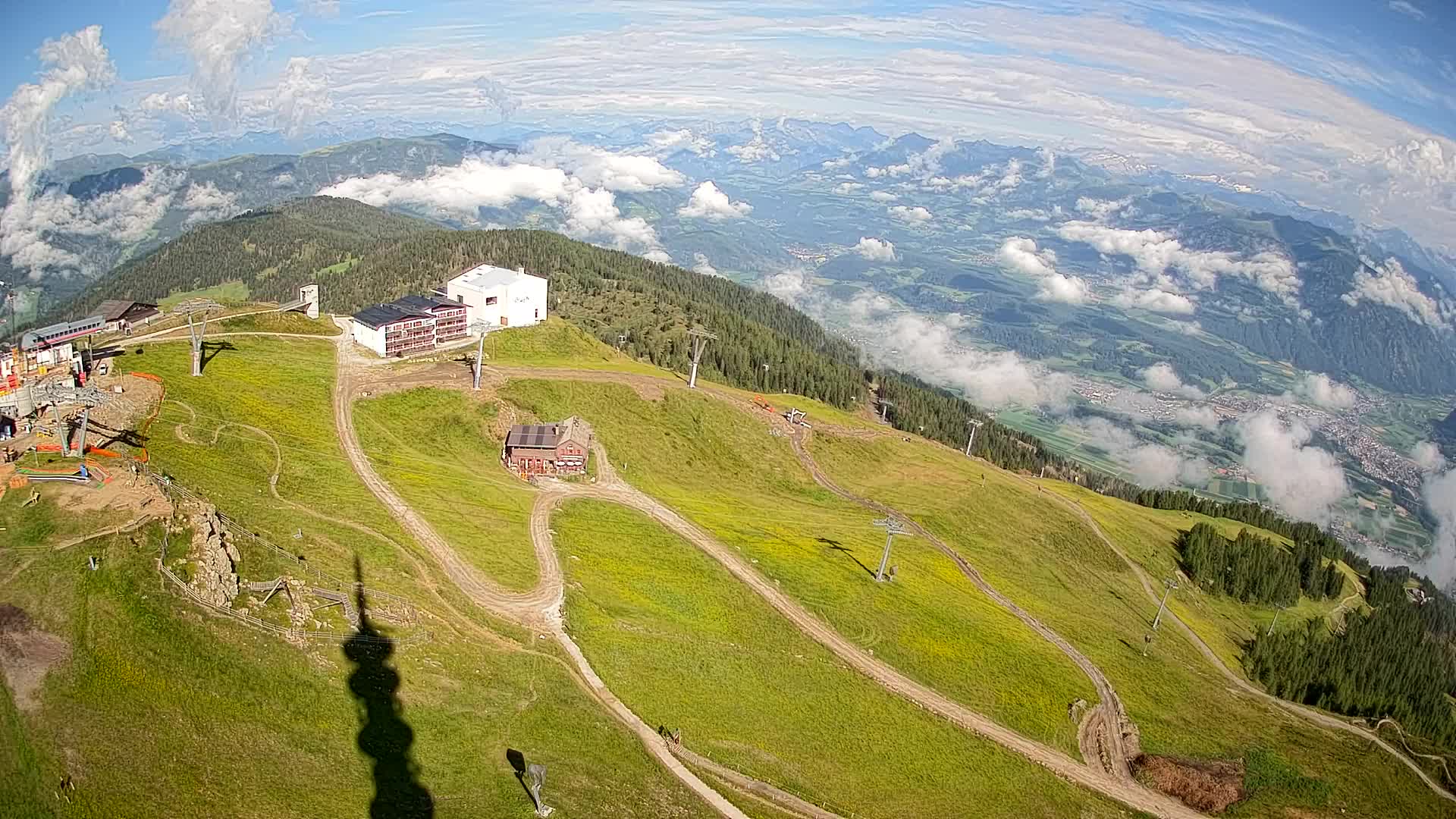 Cima estación de esquí Kronplatz | vista hacia Brunico