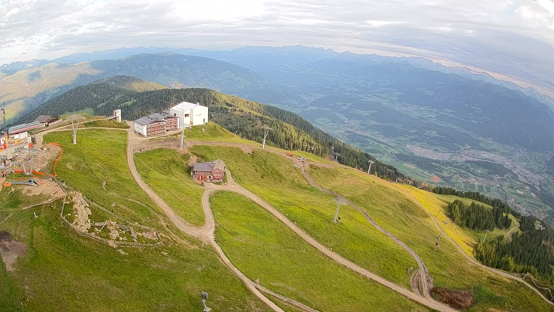 Skigebiet Kronplatz Gipfel | Blick auf Bruneck