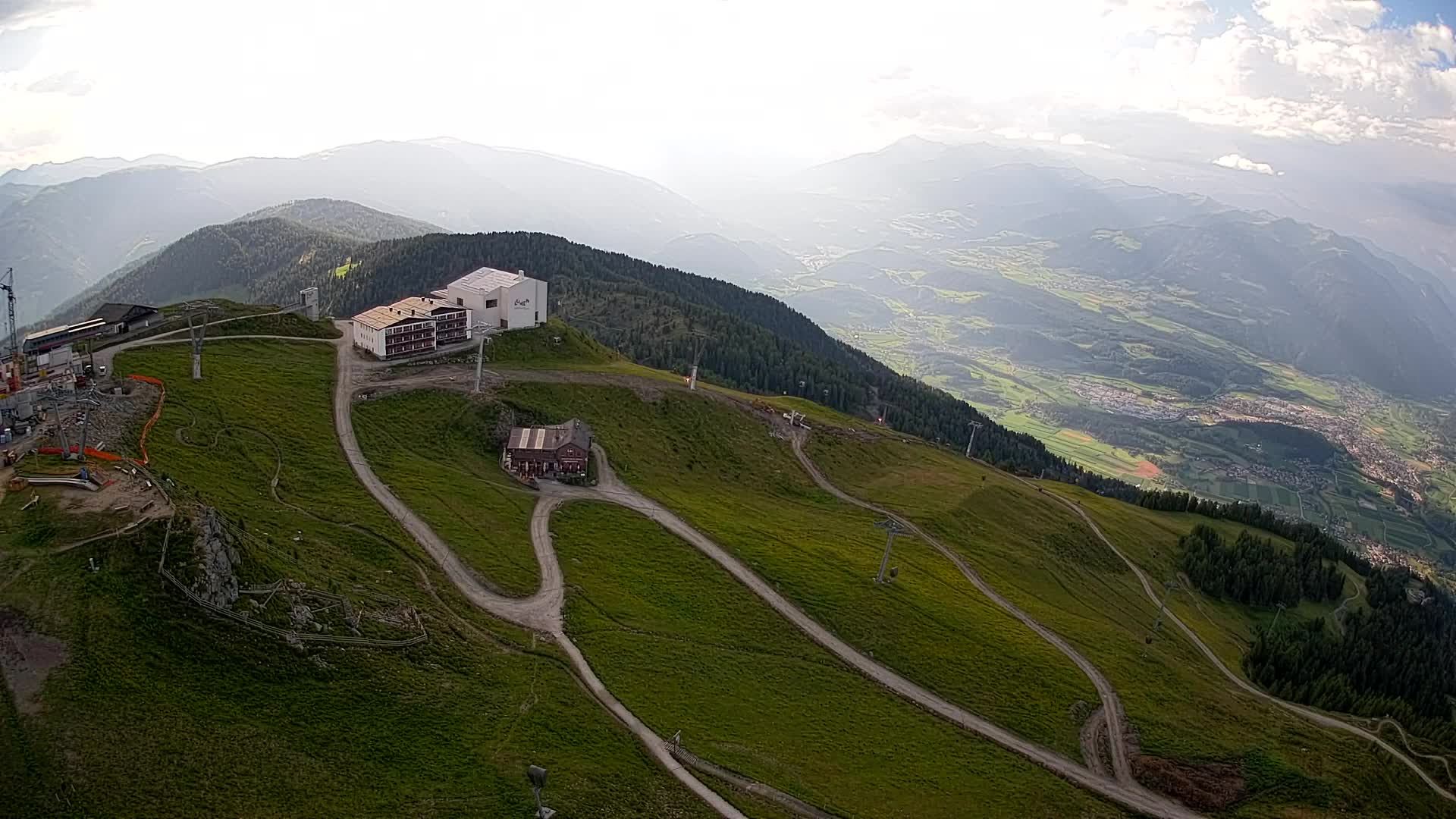 Stazione sciistica di Plan de Corones | vista su Brunico