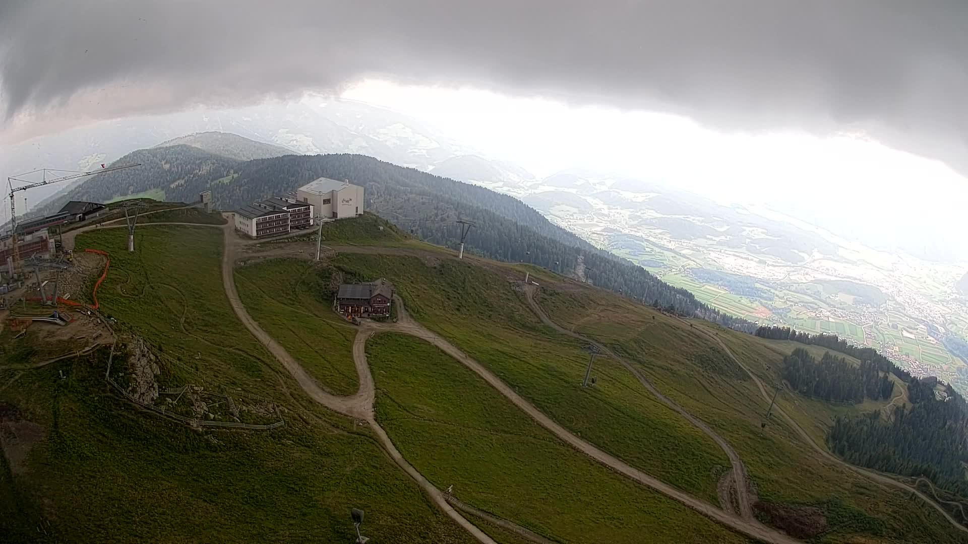 Skigebiet Kronplatz Gipfel | Blick auf Bruneck