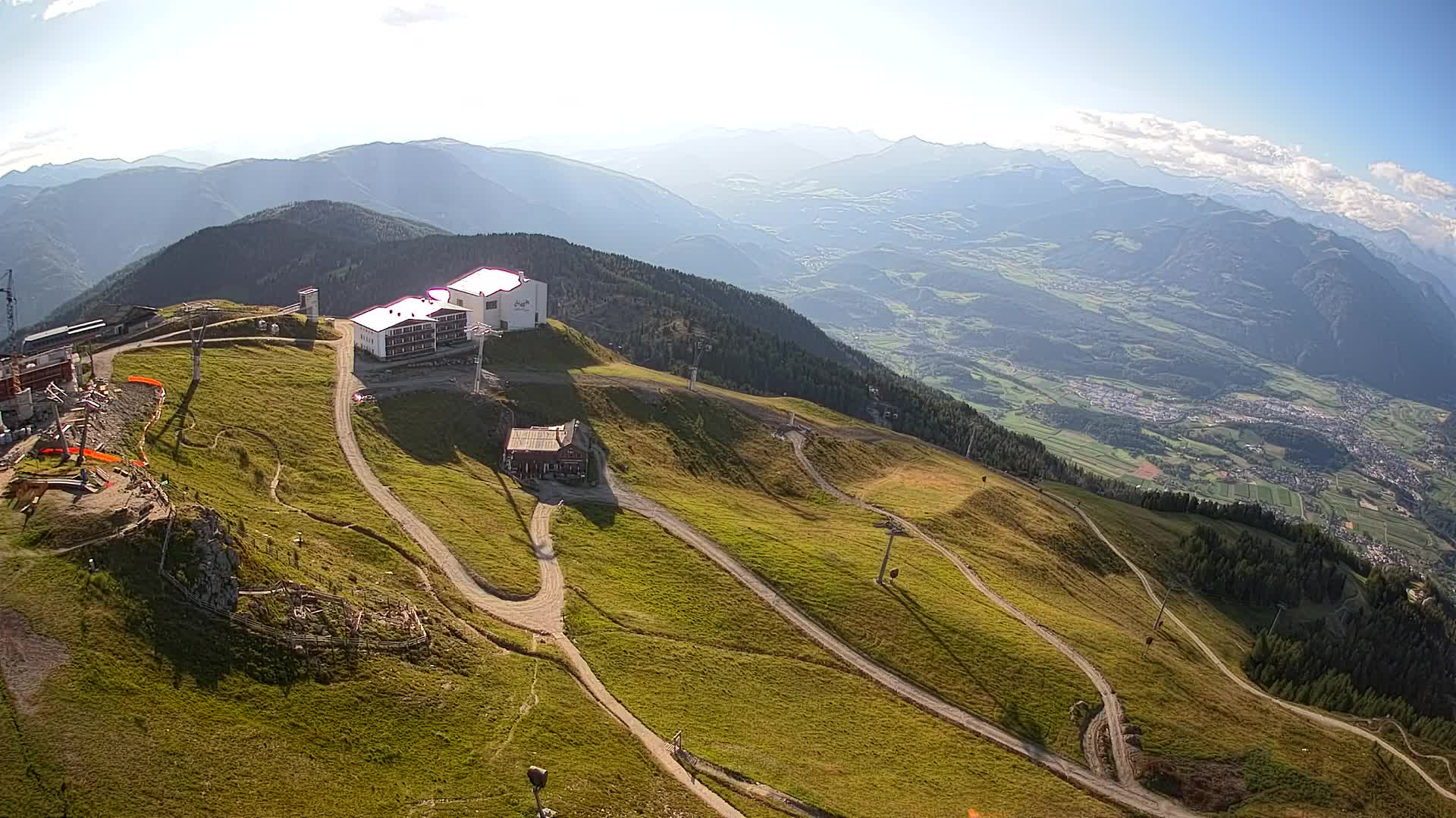 Skigebiet Kronplatz Gipfel | Blick auf Bruneck