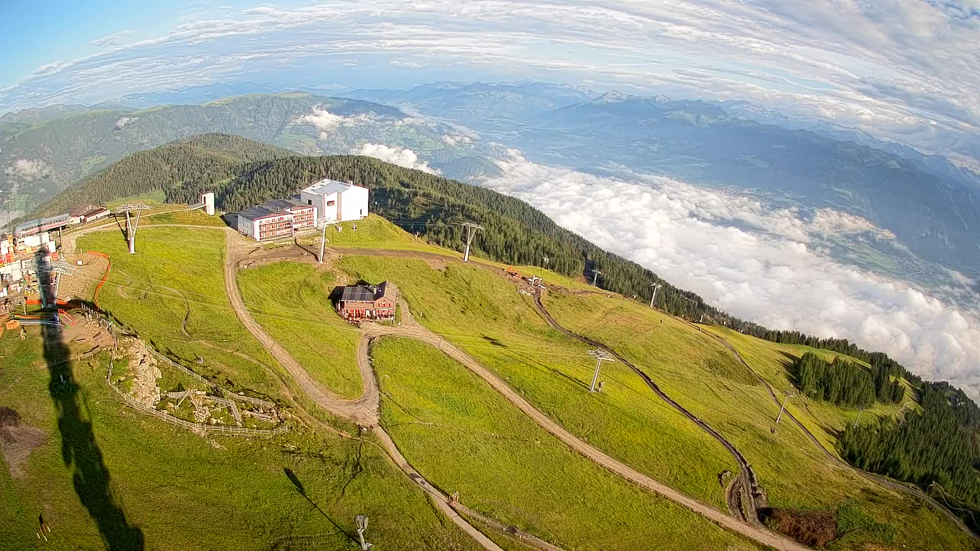 Skigebiet Kronplatz Gipfel | Blick auf Bruneck