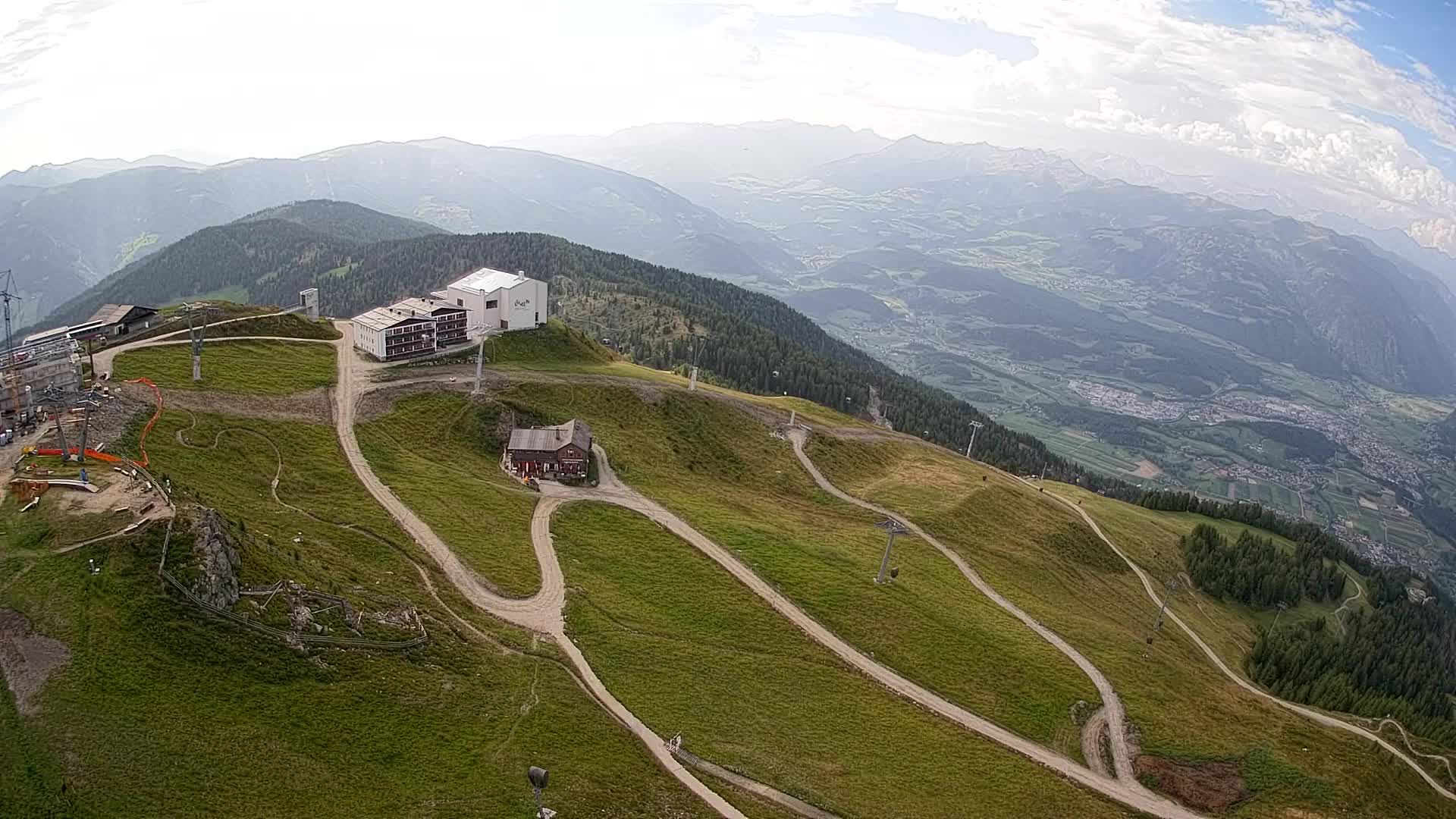 Station de ski Kronplatz sommet | vue sur Brunico