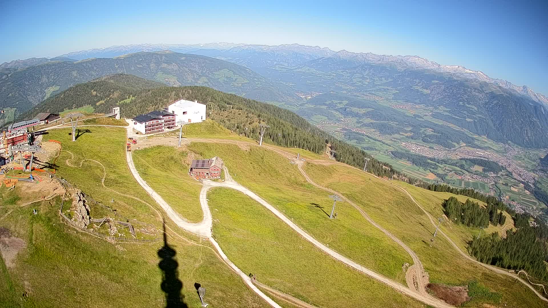 Cima estación de esquí Kronplatz | vista hacia Brunico