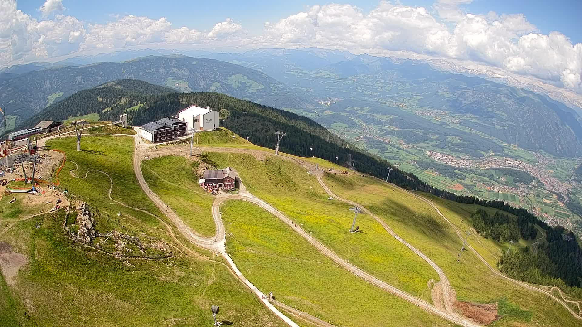 Station de ski Kronplatz sommet | vue sur Brunico