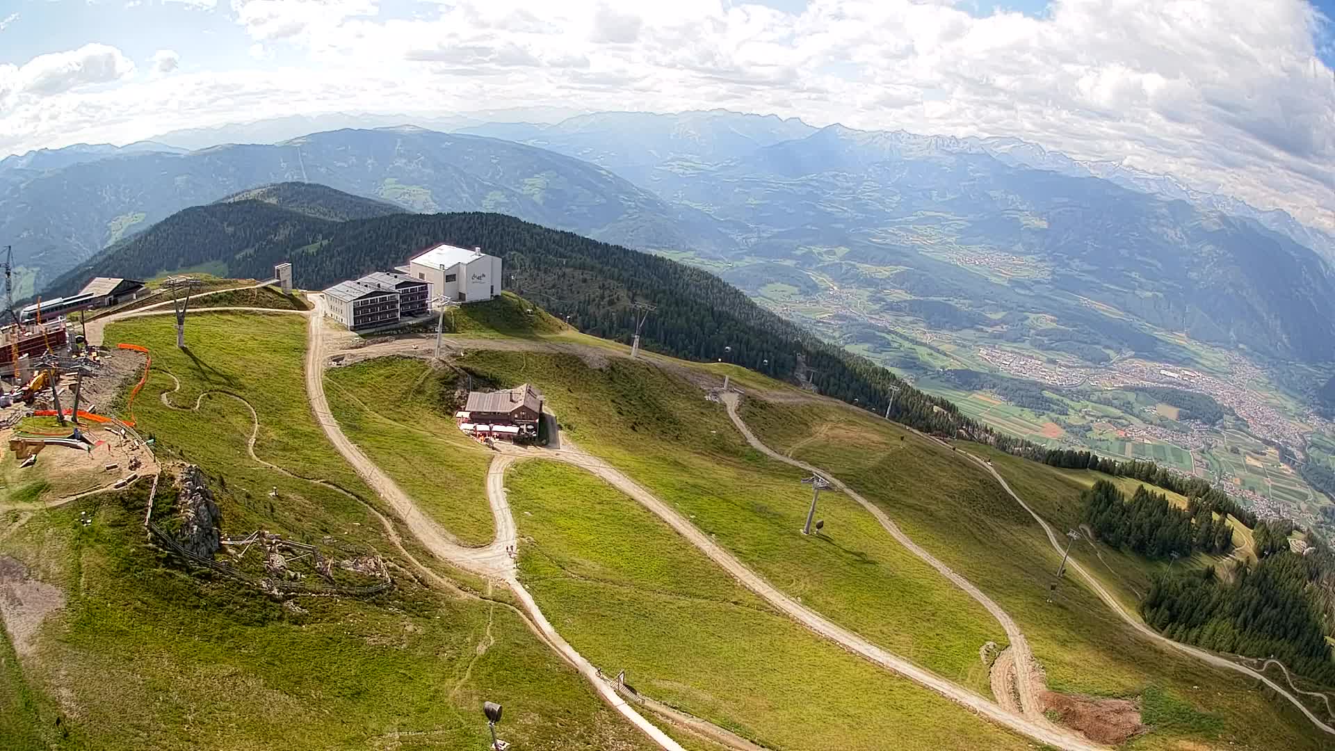 Skigebiet Kronplatz Gipfel | Blick auf Bruneck