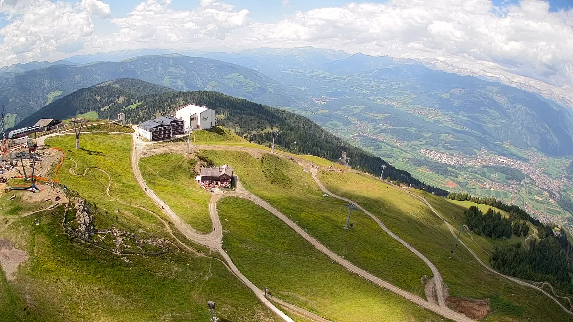 Skigebiet Kronplatz Gipfel | Blick auf Bruneck