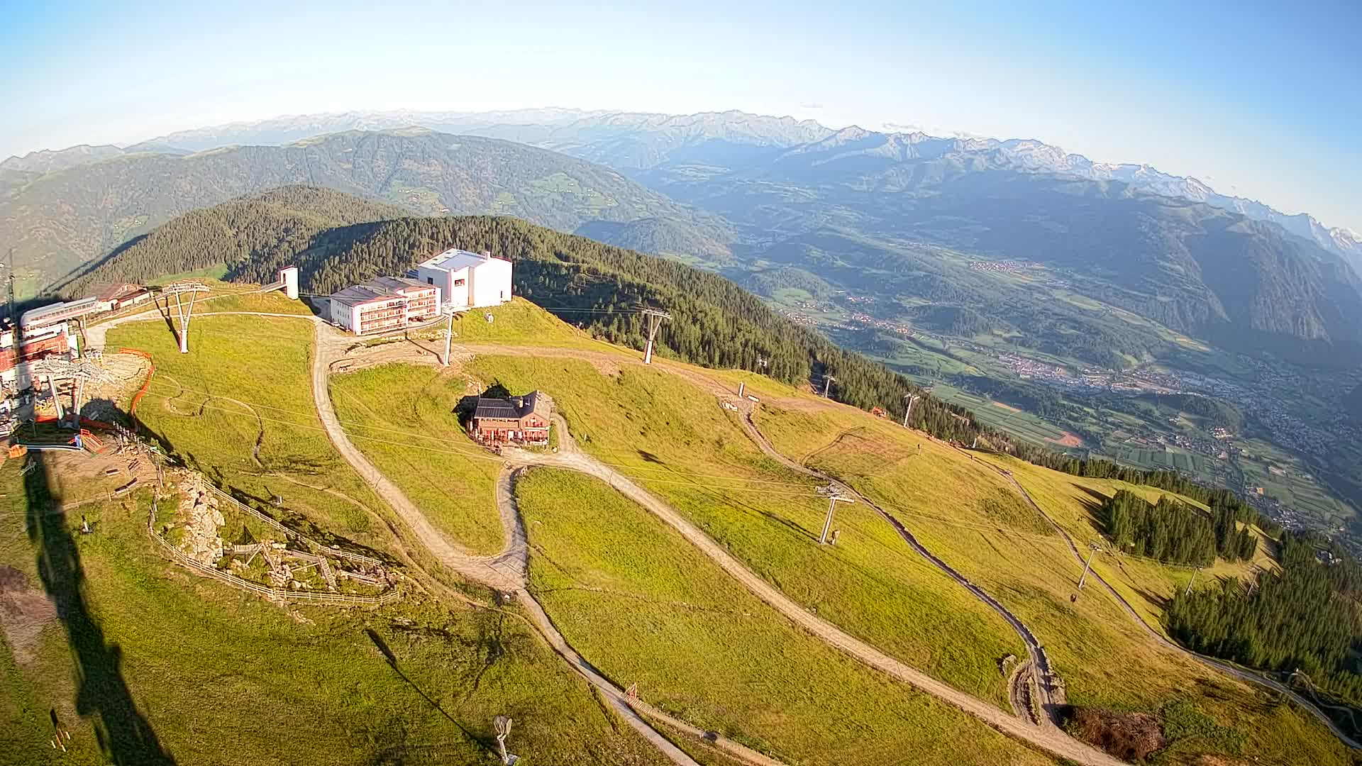 Skigebiet Kronplatz Gipfel | Blick auf Bruneck