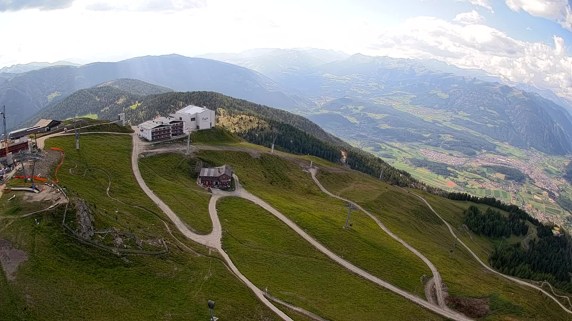 Skigebiet Kronplatz Gipfel | Blick auf Bruneck