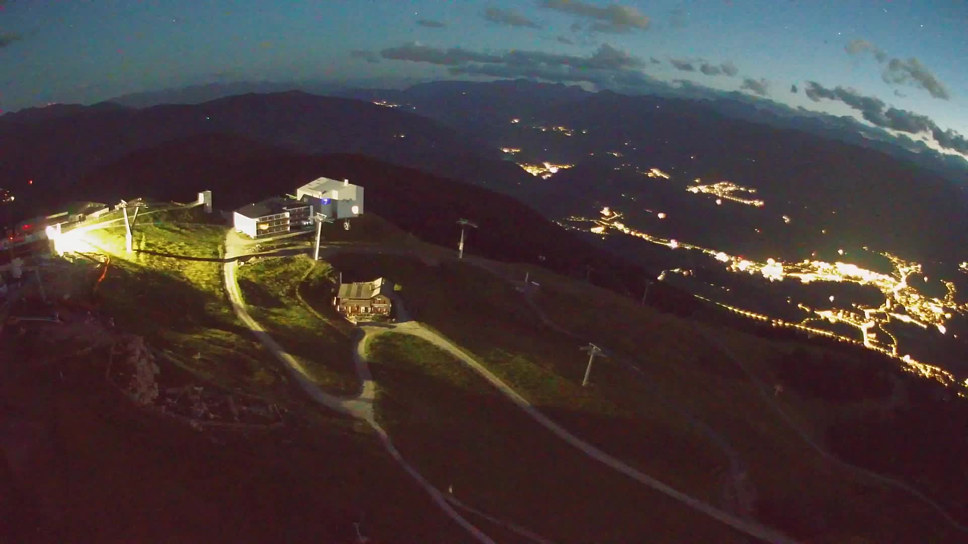 Station de ski Kronplatz sommet | vue sur Brunico